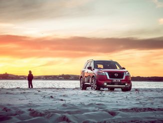 Nissan Pathfinder MY22 sunset