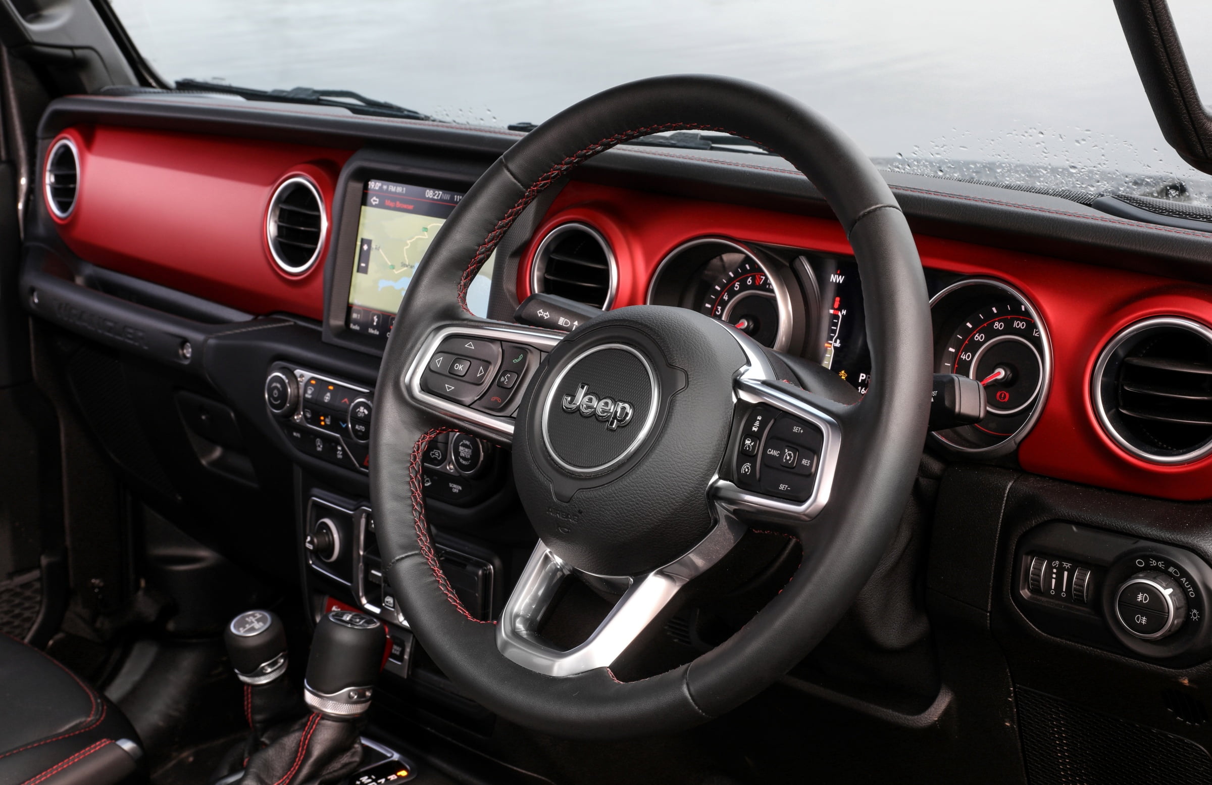 2025 Jeep Rubicon Interior