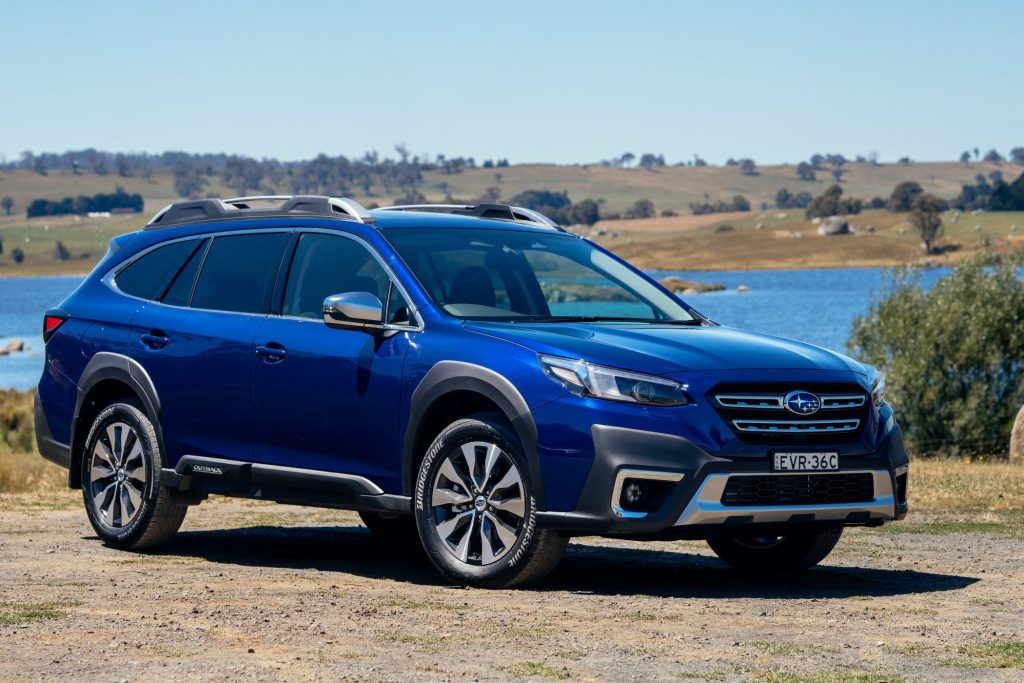 2023 Subaru Outback Touring XT Sapphire Blue front qtr