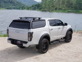 Maxliner-Venture-Canopy---D-Max-Outside-Rear-3Q