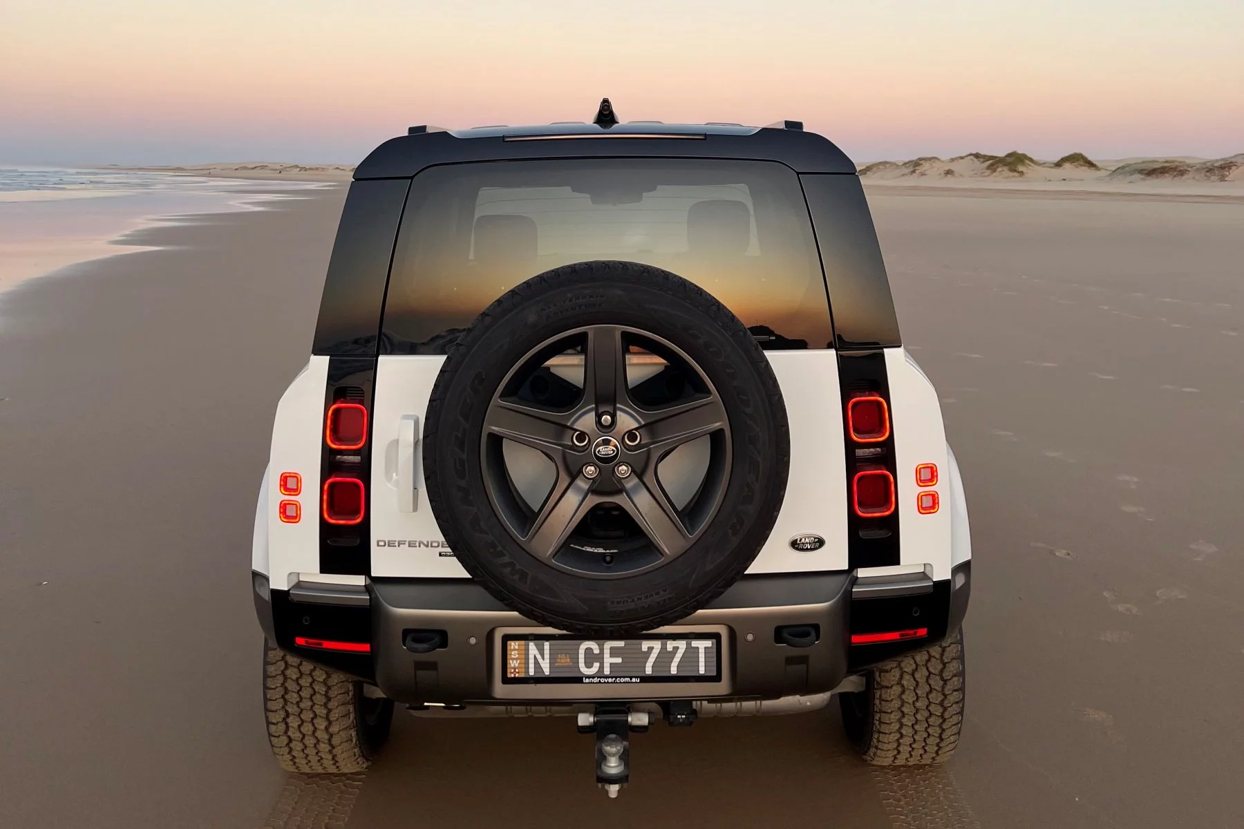 2023 LR Defender X Dynamic HSE D300 rear 2