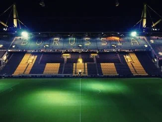 stadium-2606345_1280