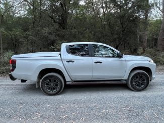 Mitsubishi Triton GLS Sport 4WD Dual Cab Ute profile