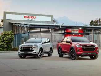 23MY ISUZU D-MAX X-TERRAIN Magnetic Red and MU-X LS-T Mercury Silver at Isuzu UTE Dealership.