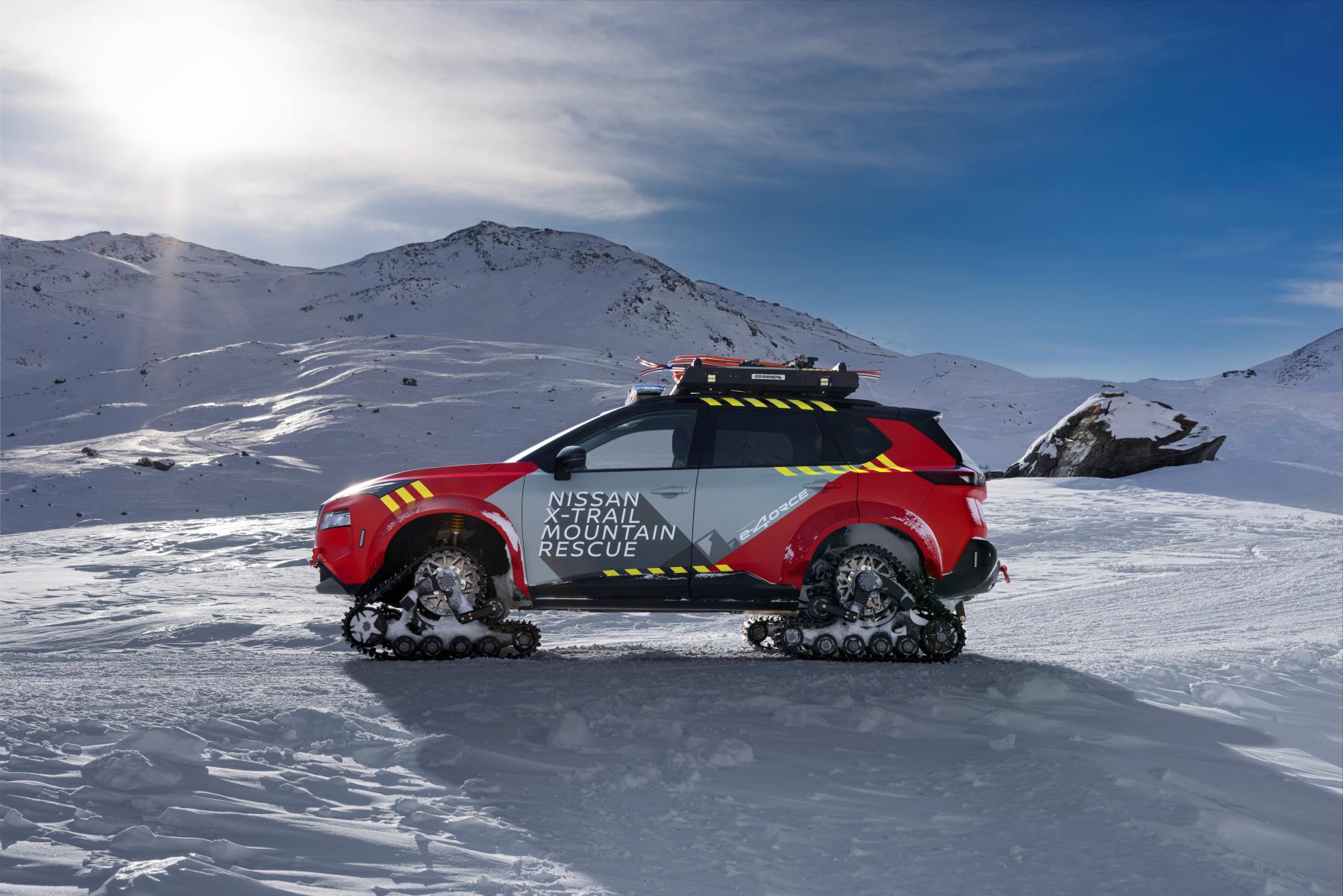 Nissan X-Trail Mountain Rescue 2