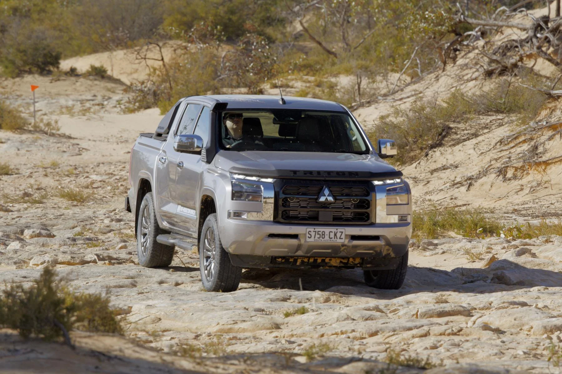 2024 Mitsubishi Triton GLS front grill 1