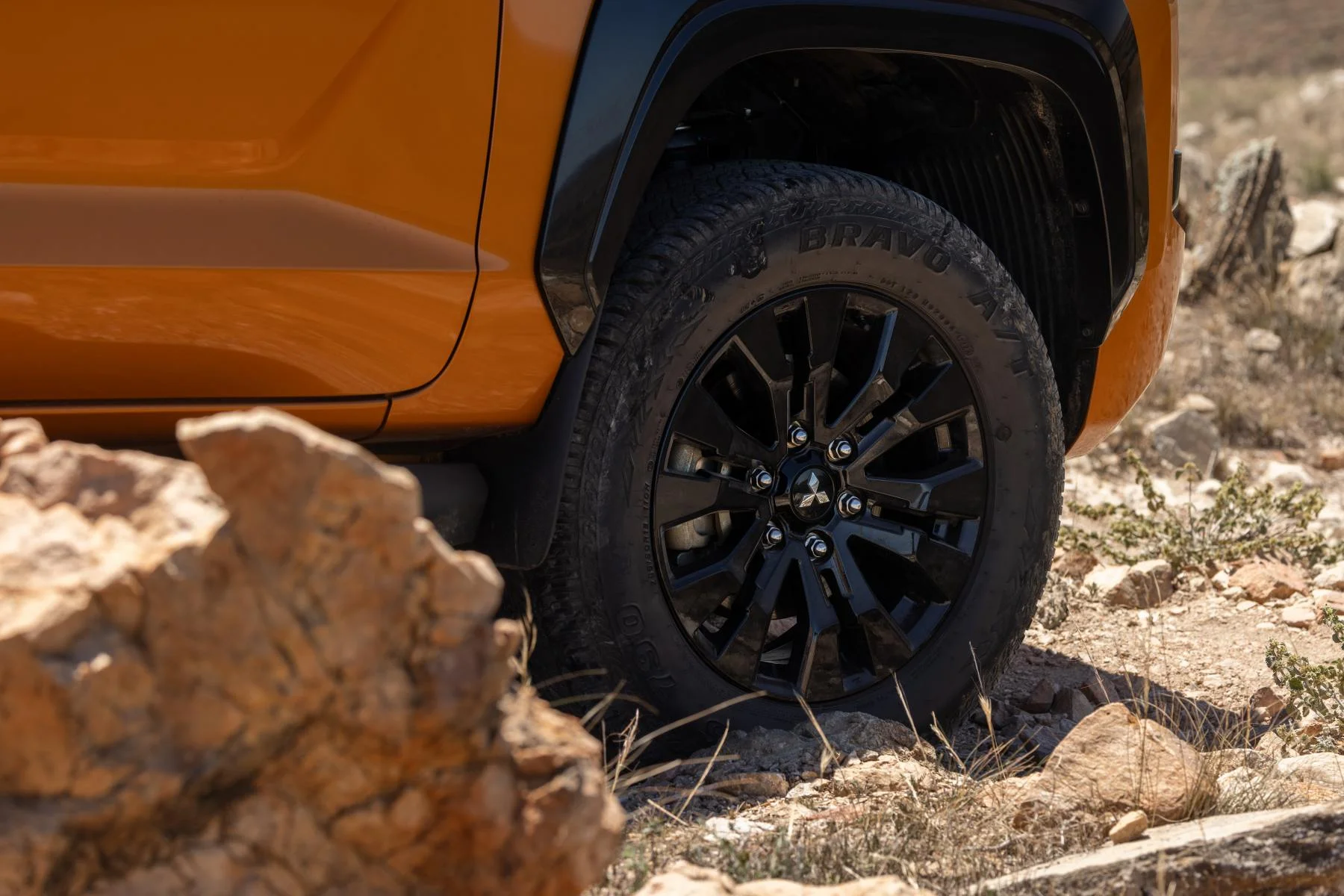 2024 Mitsubishi Triton GSR Yambuki Orange wheel and tyre