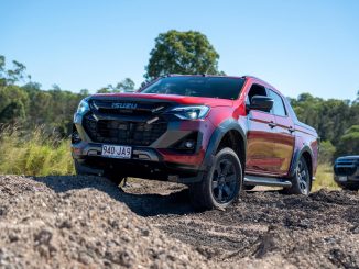 2024 24MY D-MAX Ute off road 1