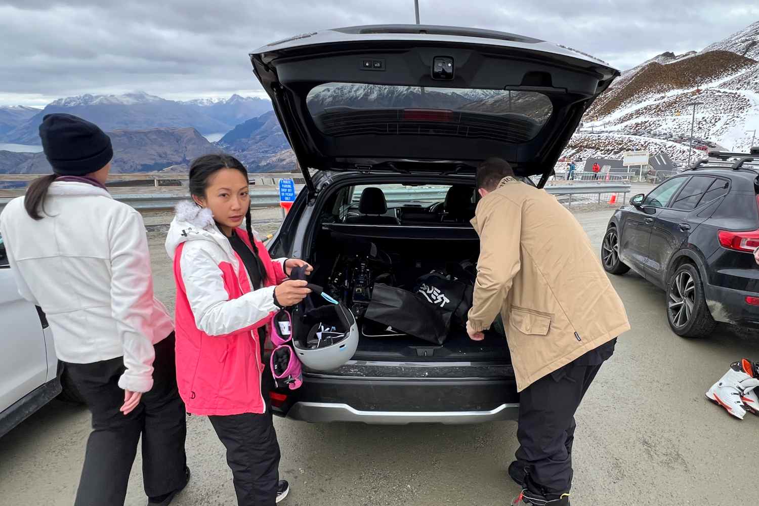 Ski drop off at Coronet Peak NZ