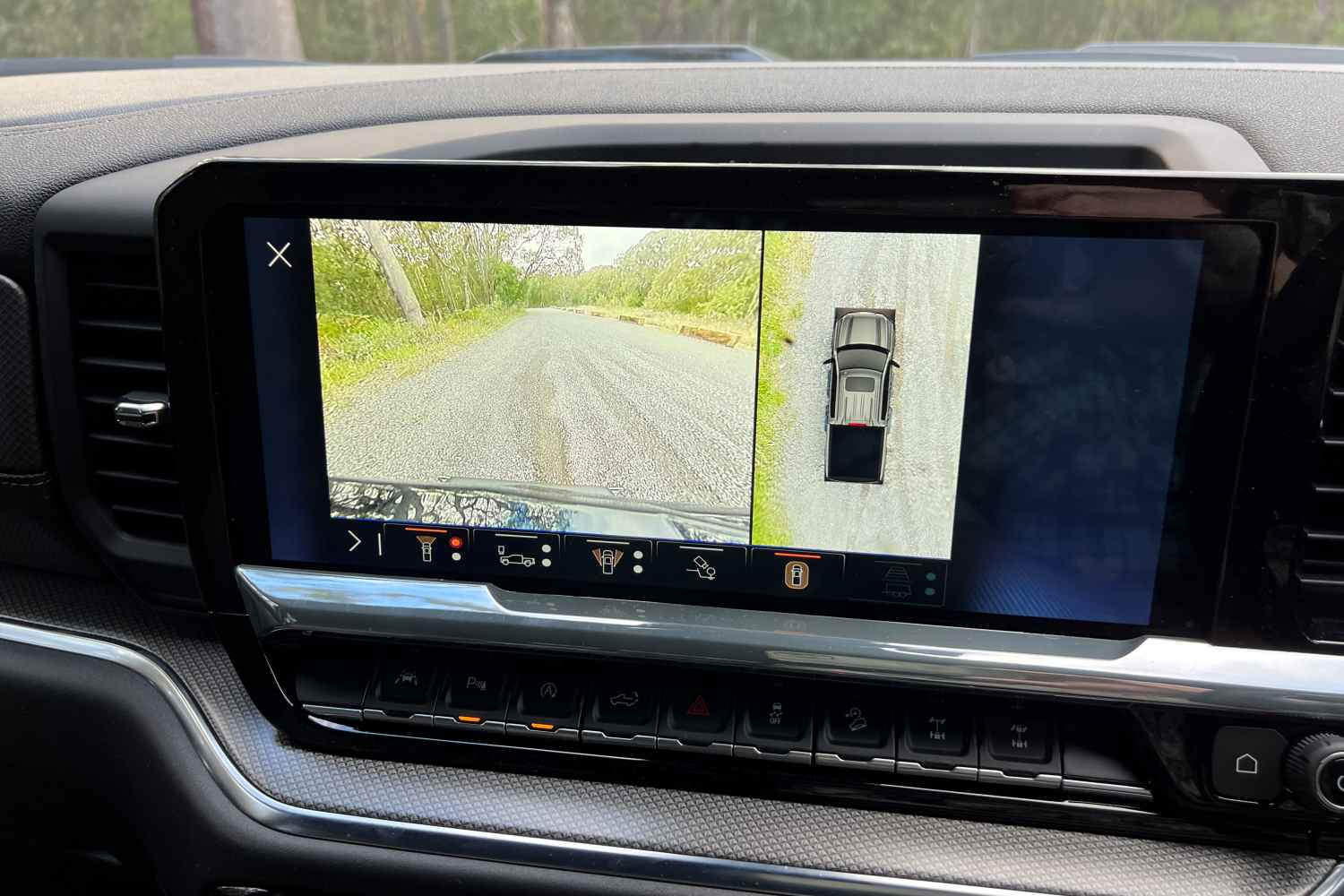 Chevrolet Silverado ZR2 safety