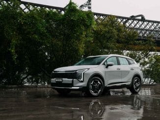 Kia Sportage 2026 front quarter 2