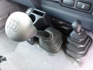 Manual 4WD Transmssion