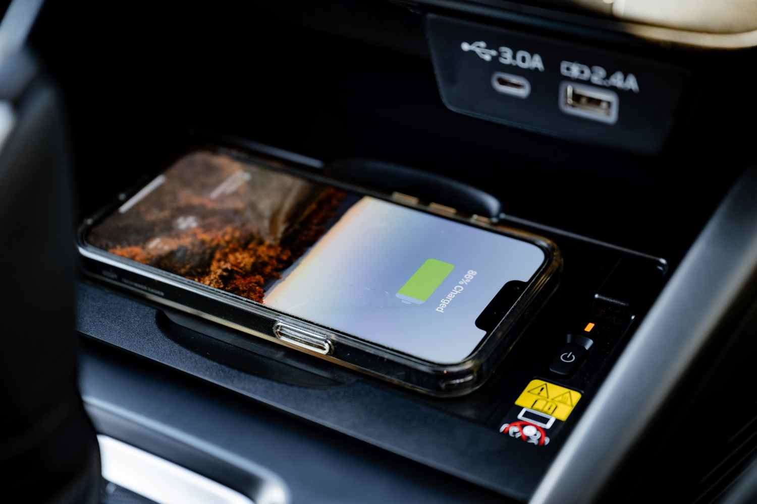 2026 Subaru_Outback Wilderness_phone charger