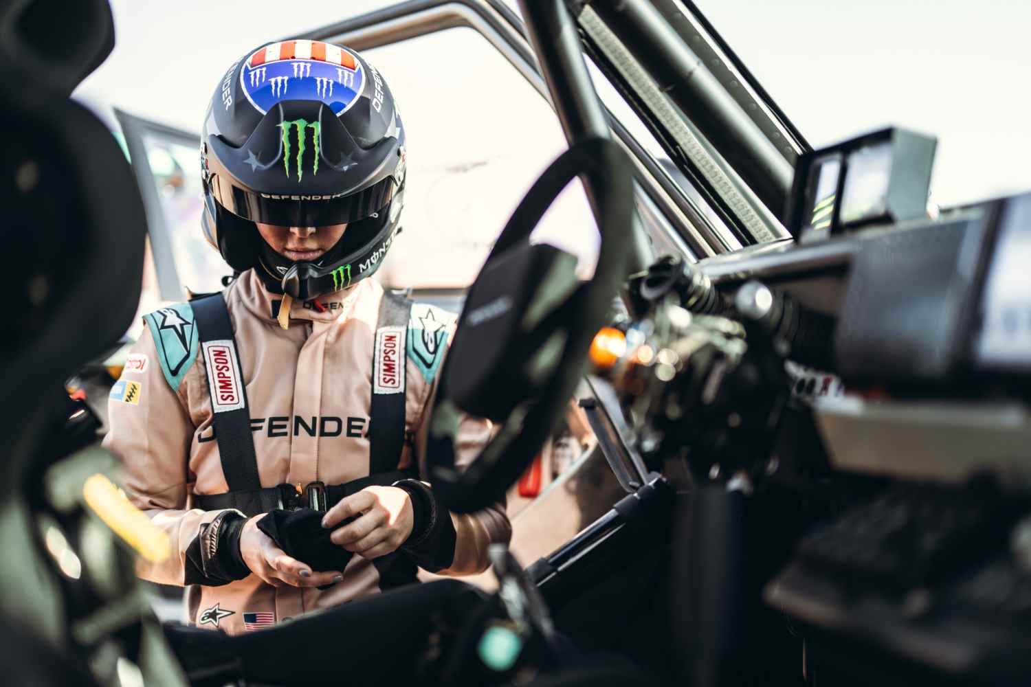 DEFENDER_RALLY_SARA_PRICE_504__STAGE1_040126_01 Credit -@mchphotocz